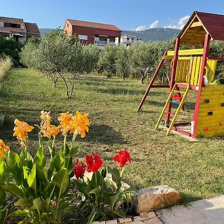 Kuca Za Odmor Lara Villa Kastela Exterior photo