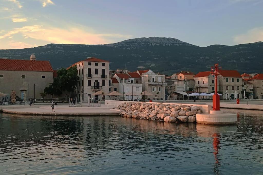 Kuca Za Odmor Lara Kastela