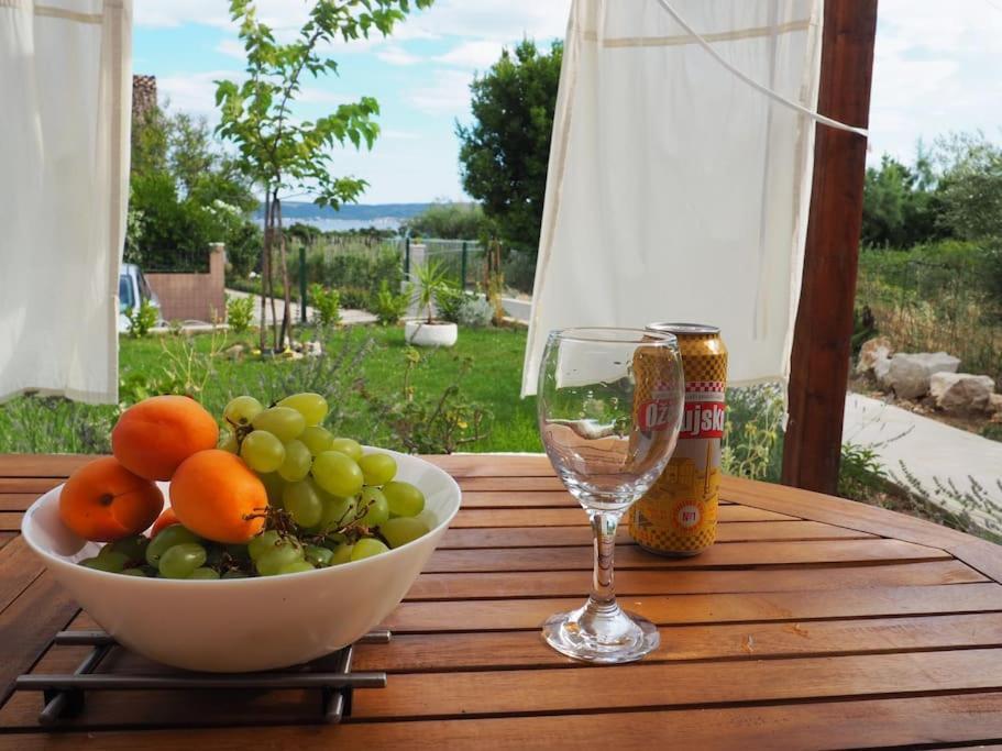 Kuca Za Odmor Lara Holiday home Kastela