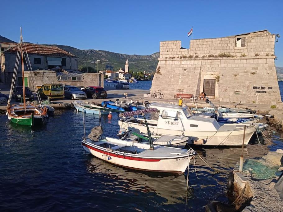 Kuca Za Odmor Lara Holiday home *